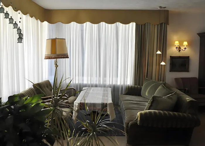 Gemuetliche Mit Rheinblick